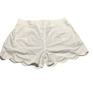 White‎ Linen Scallop Hem shorts plus 1x NWT